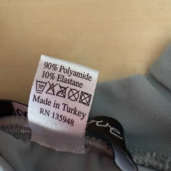 Stella Cove Girls’ Long-sleeve Rashguard Collar {9} - Picture 4 of 4